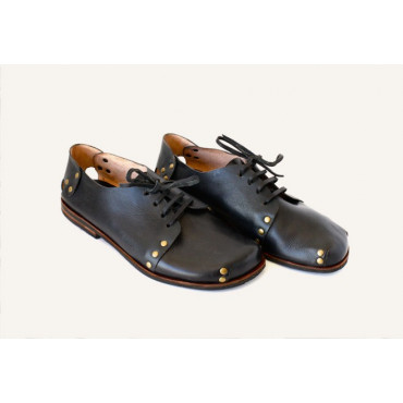 Shoe 12